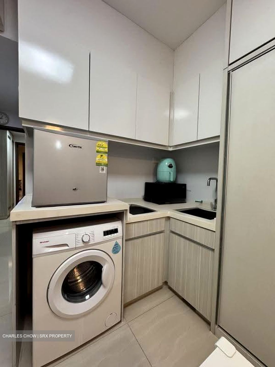 1 Canberra (D27), Condominium #618198331